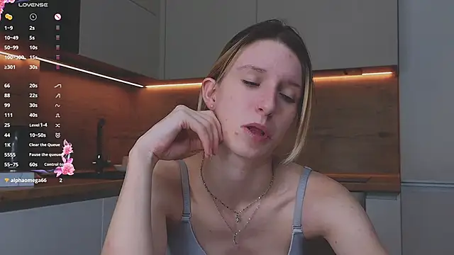 Fellissa online show from December 15, 2024, 11:20 pm