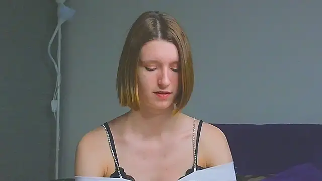Fellissa online show from March 2, 2025, 7:12 pm
