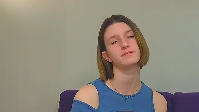 Fellissa online show from March 7, 2025, 10:21 pm