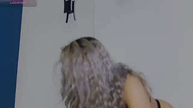 Snapshot of CelineMeyerr chatting on September 24, 2025, 5:22 am CelineMeyerr online show from September 24, 2025, 5:22 am