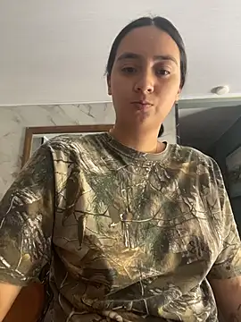 Snapshot of karla_nill chatting on July 21, 2026, 6:32 pm karla nill online show from July 21, 2026, 6:32 pm