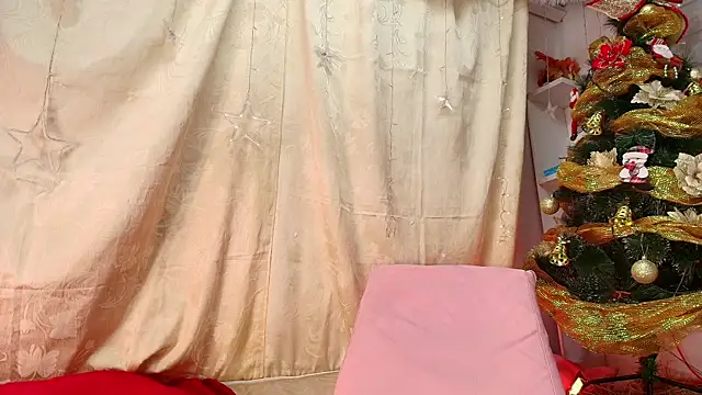  sara london online show from December 6, 2024, 6:17 pm