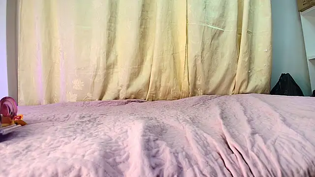  sara london online show from January 27, 2025, 11:54 am