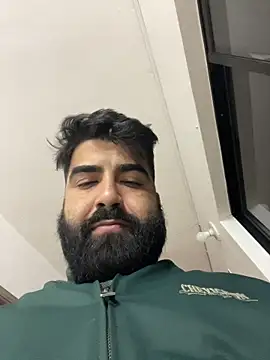 Snapshot of Lyon_vach chatting on February 6, 2026, 10:13 pm Lyon vach online show from February 6, 2026, 10:13 pm