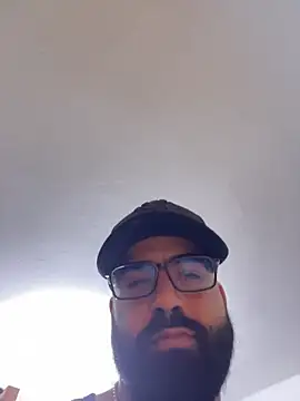 Snapshot of Lyon_vach chatting on February 18, 2026, 8:49 pm Lyon vach online show from February 18, 2026, 8:49 pm