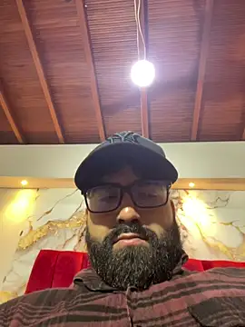 Snapshot of Lyon_vach chatting on March 11, 2026, 12:11 pm Lyon vach online show from March 11, 2026, 12:11 pm