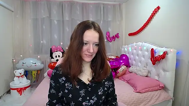 Snapshot of BarbaraStily chatting on January 31, 2025, 8:32 am BarbaraStily online show from January 31, 2025, 8:32 am