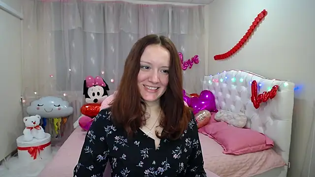 Snapshot of BarbaraStily chatting on January 31, 2025, 11:35 am BarbaraStily online show from January 31, 2025, 11:35 am