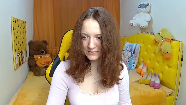 Snapshot of BarbaraStily chatting on February 2, 2025, 11:19 am BarbaraStily online show from February 2, 2025, 11:19 am