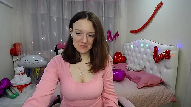 Snapshot of BarbaraStily chatting on February 11, 2025, 5:50 pm BarbaraStily online show from February 11, 2025, 5:50 pm