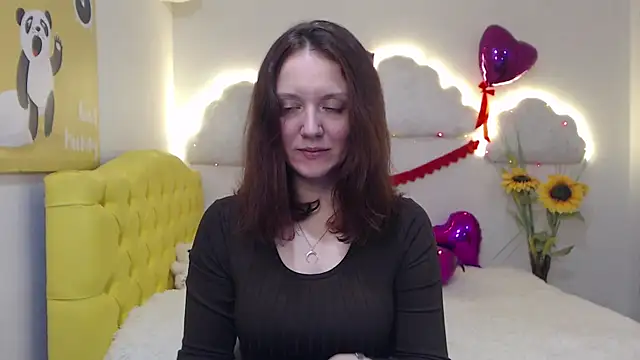 Snapshot of BarbaraStily chatting on February 15, 2025, 2:55 pm BarbaraStily online show from February 15, 2025, 2:55 pm