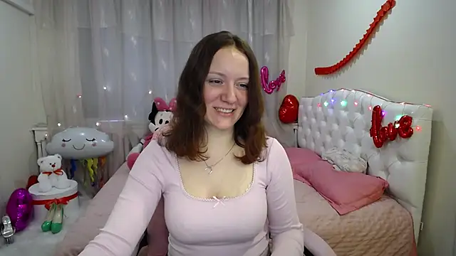 Snapshot of BarbaraStily chatting on February 21, 2025, 10:39 am BarbaraStily online show from February 21, 2025, 10:39 am