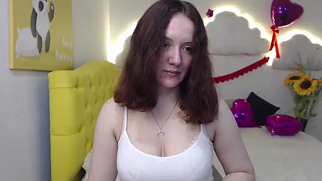 Snapshot of BarbaraStily chatting on March 6, 2025, 2:29 pm BarbaraStily online show from March 6, 2025, 2:29 pm