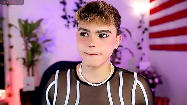 PRINCE STEV online show from October 5, 2025, 9:34 pm