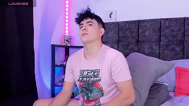 nolan twink1 online show from May 3, 2026, 5:30 pm