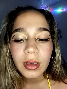 LaurenWelly  online show from January 17, 2025, 12:31 am