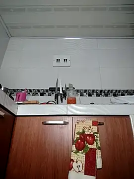 LaurenWelly  online show from November 18, 2025, 12:38 am