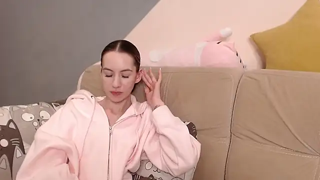 Snapshot of AmbrielHailey chatting on May 12, 2026, 5:04 am AmbrielHailey online show from May 12, 2026, 5:04 am