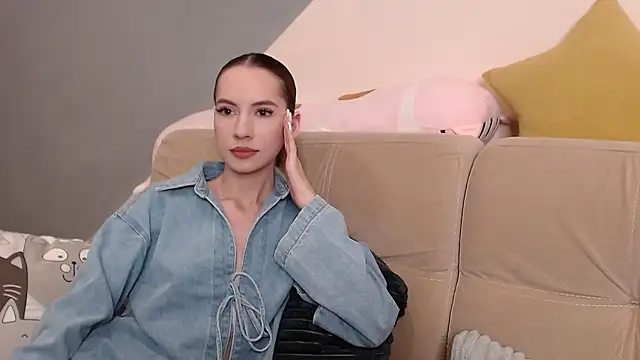 AmbrielHailey online show from July 11, 2026, 11:57 am
