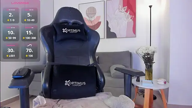 sofiiajones online show from February 11, 2026, 1:43 am