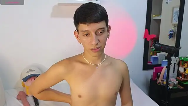 Snapshot of milky__boy_ chatting on May 19, 2026, 1:56 am milky boy online show from May 19, 2026, 1:56 am