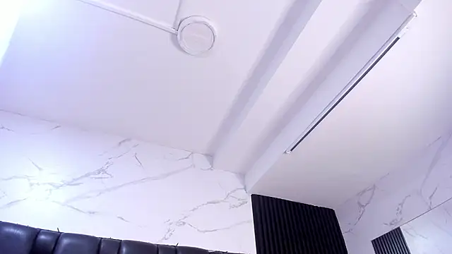 AuroraBon online show from February 22, 2026, 5:30 am