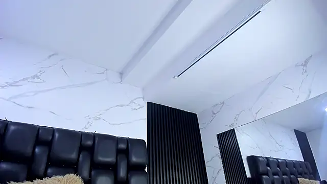 AuroraBon online show from March 5, 2026, 9:16 am