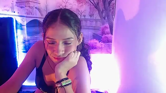 daniela rivasth online show from March 2, 2025, 6:37 am