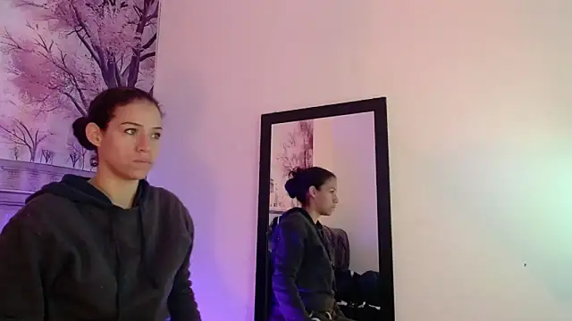 daniela rivasth online show from March 17, 2025, 5:34 am