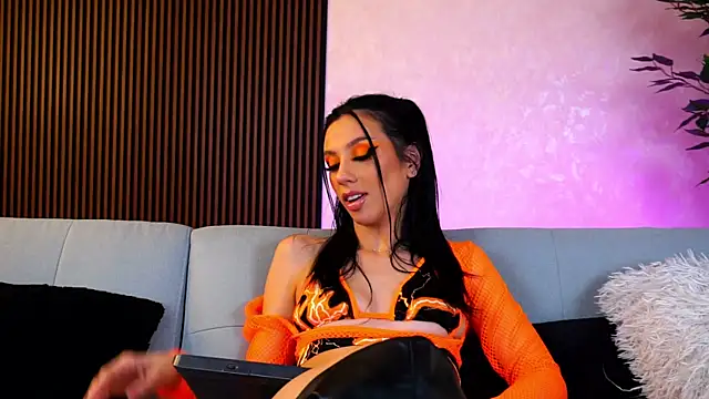 HaylieMilf online show from January 18, 2025, 2:12 pm