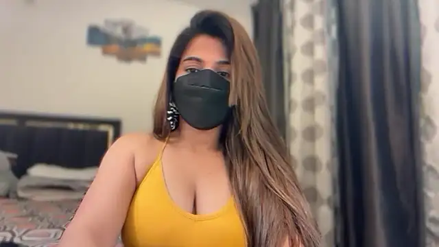 Hotty-Sana online show from May 1, 2026, 5:50 pm