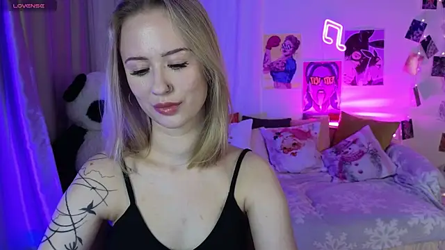 SashaBrooks online show from December 20, 2025, 2:02 pm