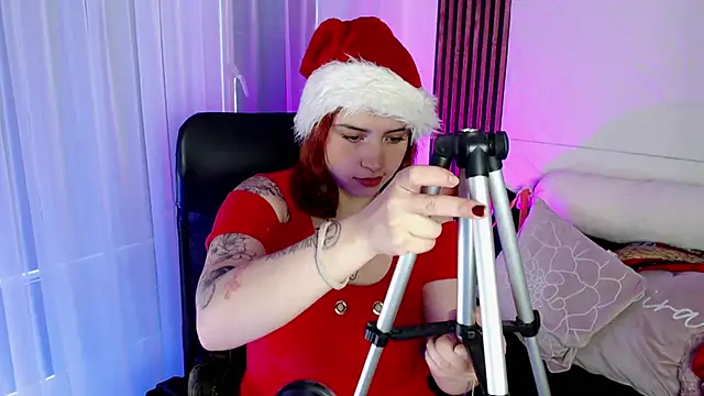 Paris bby online show from December 10, 2024, 12:16 pm