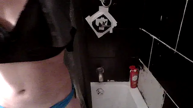 MizzAmy1 online show from December 29, 2024, 11:08 pm