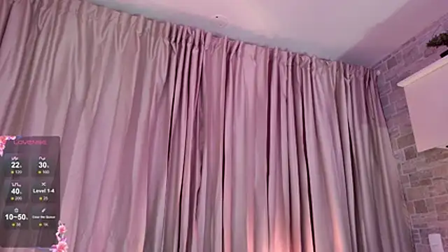 candyy bella online show from April 28, 2026, 12:10 pm