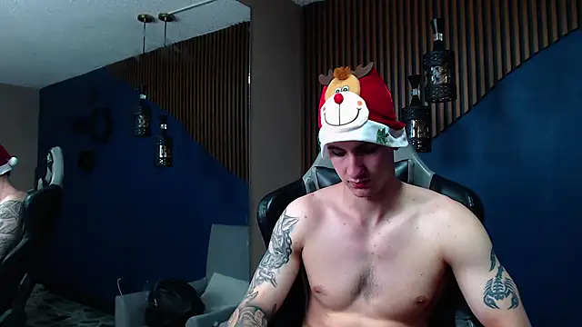 JacksonOlsenn online show from December 28, 2024, 7:11 pm