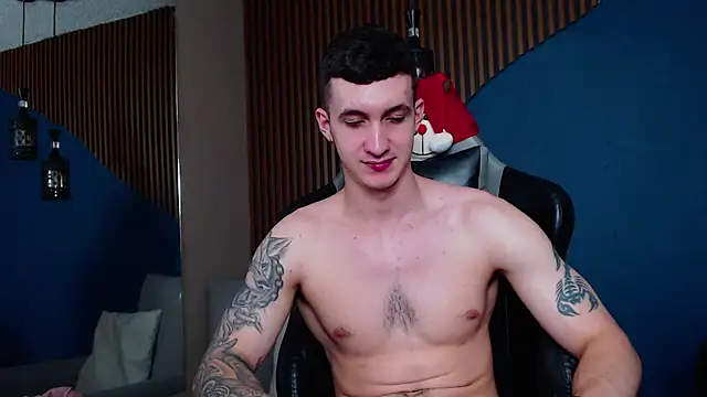 JacksonOlsenn online show from January 3, 2025, 6:24 pm