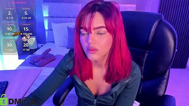 Snapshot of Cristal__adams chatting on October 3, 2025, 12:57 pm Cristal  adams online show from October 3, 2025, 12:57 pm