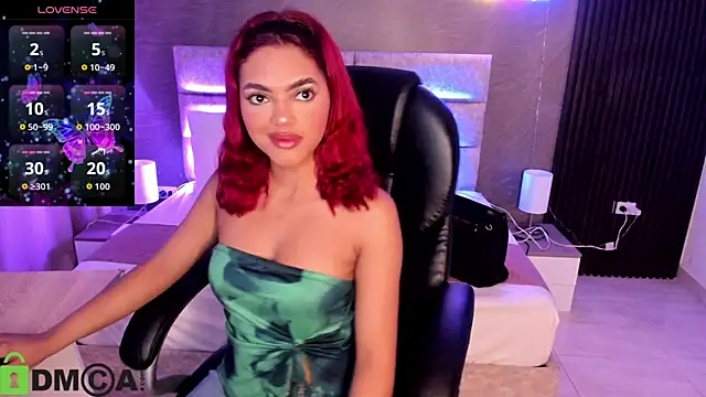 Snapshot of Cristal__adams chatting on October 13, 2025, 12:05 pm Cristal  adams online show from October 13, 2025, 12:05 pm