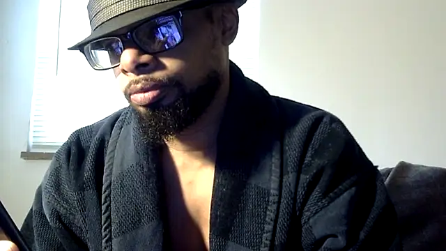 Snapshot of WhiskeyWood_DuhGOD chatting on November 25, 2025, 5:24 pm WhiskeyWood DuhGOD online show from November 25, 2025, 5:24 pm