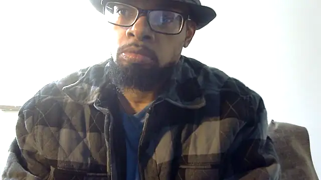 Snapshot of WhiskeyWood_DuhGOD chatting on December 17, 2025, 5:19 pm WhiskeyWood DuhGOD online show from December 17, 2025, 5:19 pm