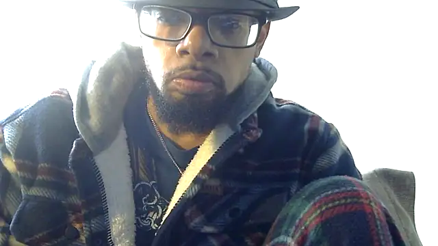 Snapshot of WhiskeyWood_DuhGOD chatting on February 2, 2026, 5:22 pm WhiskeyWood DuhGOD online show from February 2, 2026, 5:22 pm