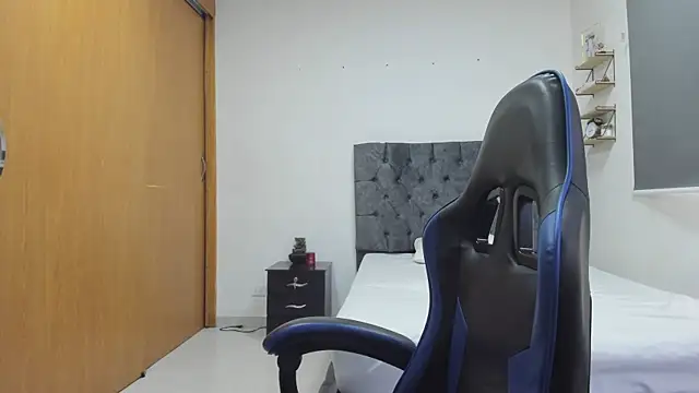 Samanthagax online show from June 9, 2026, 8:20 pm