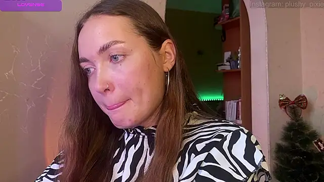 plushy pixie online show from December 5, 2024, 6:21 am