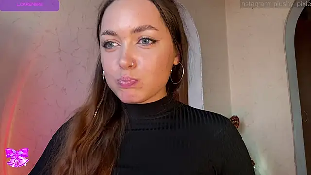 plushy pixie online show from December 14, 2024, 6:13 am