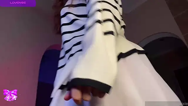 plushy pixie online show from December 28, 2024, 6:39 am