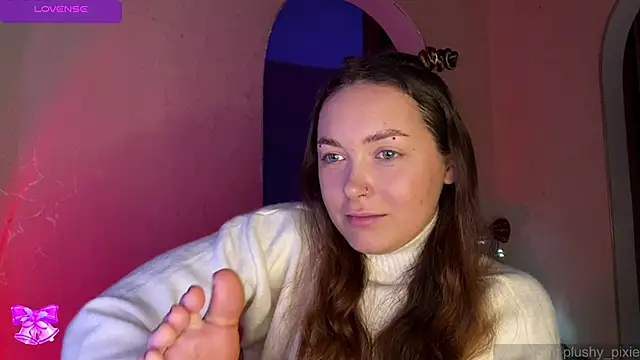 plushy pixie online show from December 29, 2024, 4:59 am