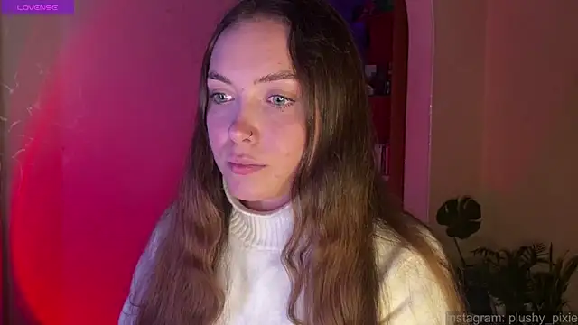 plushy pixie online show from January 3, 2025, 5:42 pm