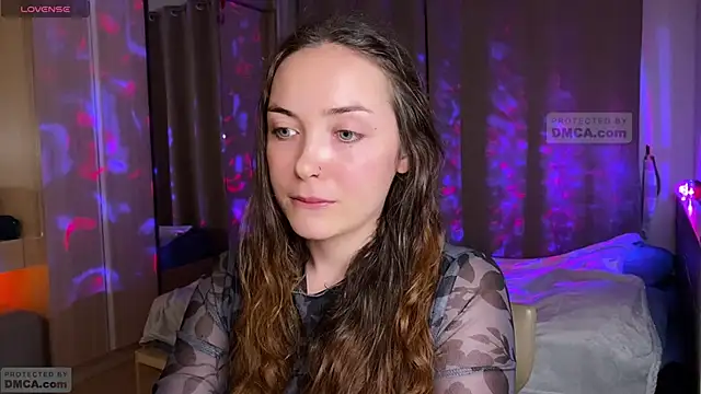 plushy pixie online show from February 20, 2025, 2:46 pm