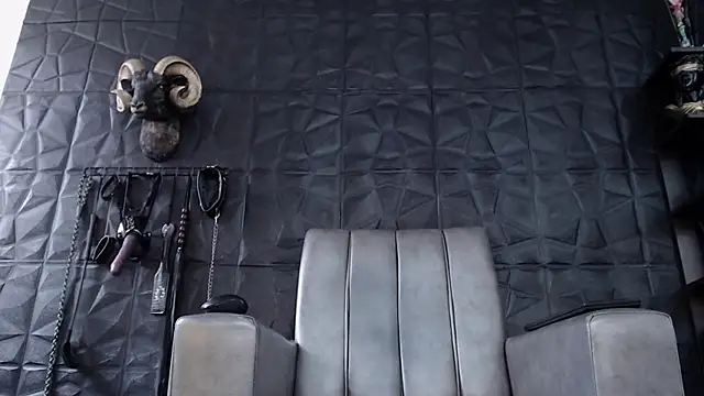 Agata Darkness online show from February 5, 2026, 9:08 pm